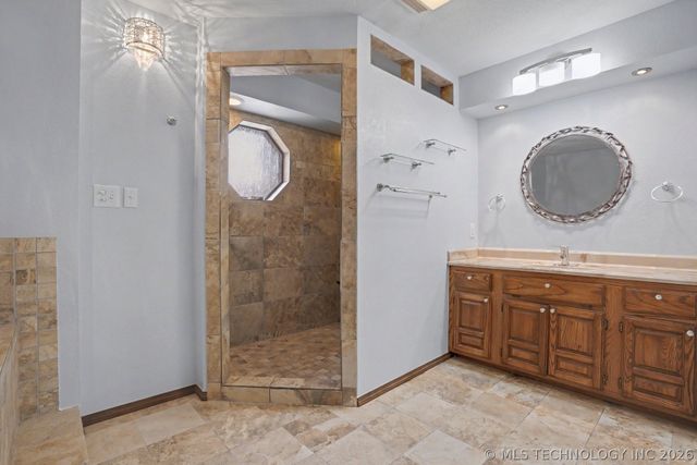 2966 W Berwick Street, Claremore, OK 74017