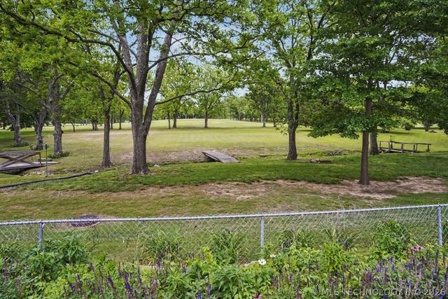 2966 W Berwick Street, Claremore, OK 74017