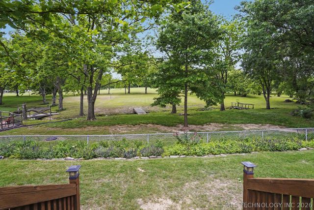 2966 W Berwick Street, Claremore, OK 74017