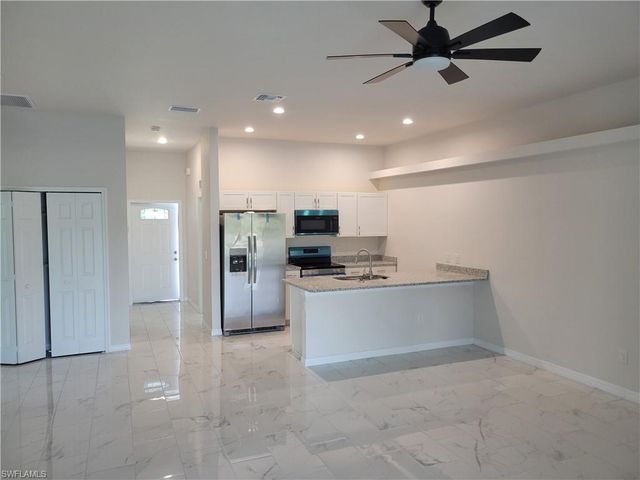 3229 SW 15th PL, Cape Coral, FL 33914