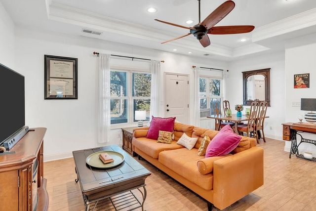 99 Griggs SW Street, Marietta, GA 30064