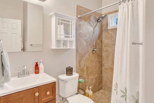 99 Griggs SW Street, Marietta, GA 30064