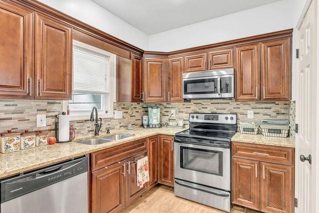 99 Griggs SW Street, Marietta, GA 30064