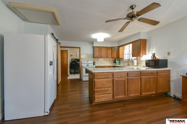 4221 N 11 Street, Lincoln, NE 68521