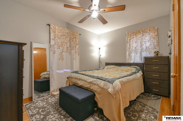 4221 N 11 Street, Lincoln, NE 68521