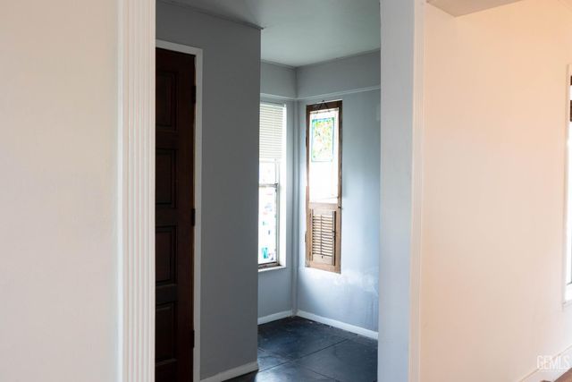 421 Holtby Road, Bakersfield, CA 93304