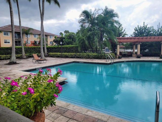 4187 N Haverhill Road 515, West Palm Beach, FL 33417