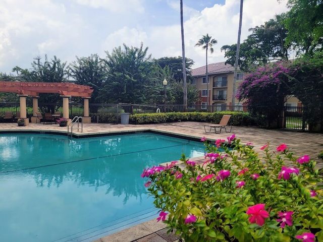 4187 N Haverhill Road 515, West Palm Beach, FL 33417