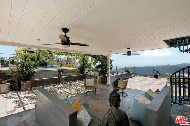 231 Loma Metisse Road, Malibu, CA 90265