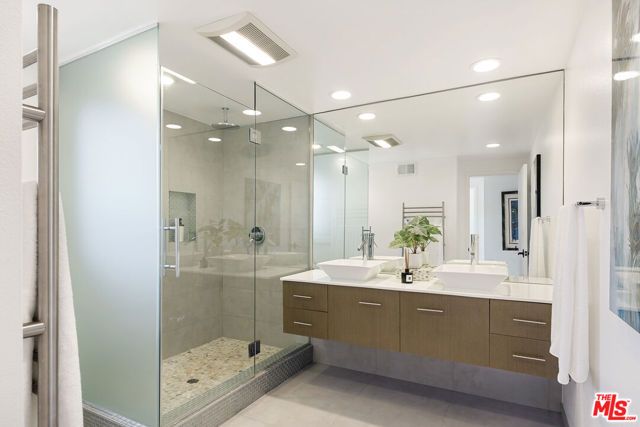 231 Loma Metisse Road, Malibu, CA 90265