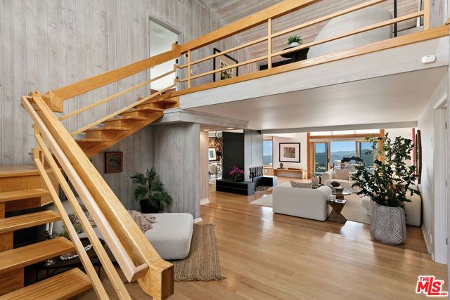 231 Loma Metisse Road, Malibu, CA 90265