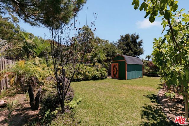 231 Loma Metisse Road, Malibu, CA 90265