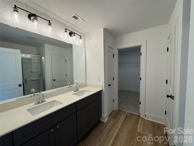 1000 Dale Avenue, Charlotte, NC 28216