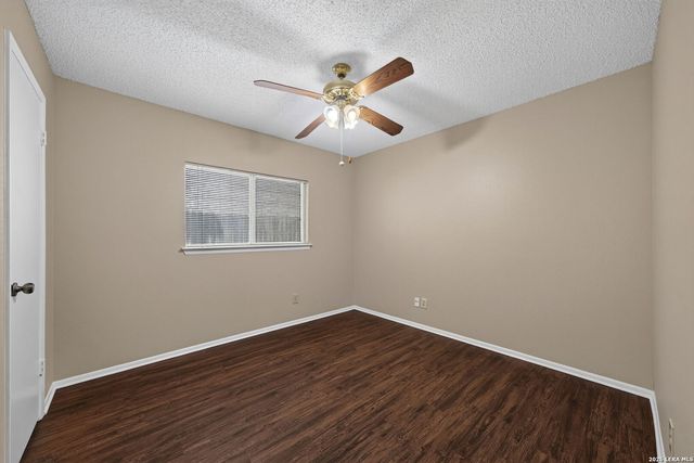 916 ABERCORN, Schertz, TX 78154