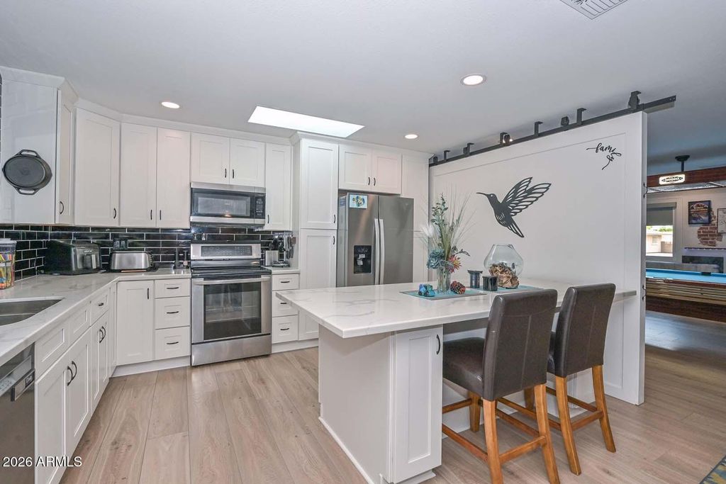 19022 N 99 Drive, Sun City, AZ 85373 — exterior