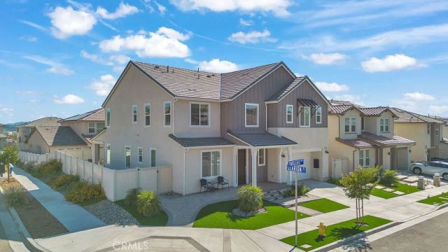 18100 Tableau, Saugus, CA 91350
