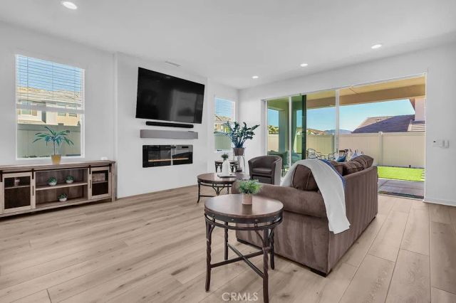 18100 Tableau, Saugus, CA 91350