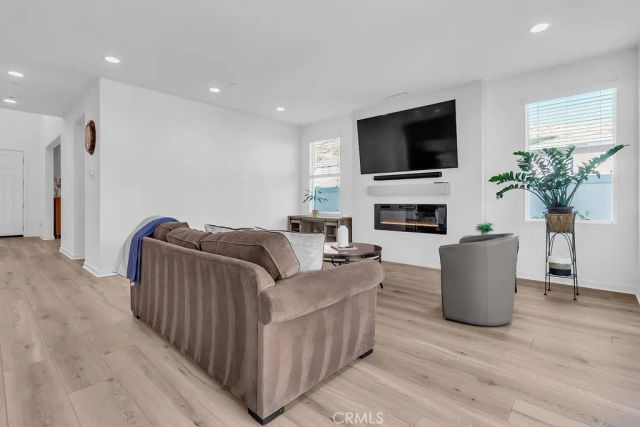 18100 Tableau, Saugus, CA 91350