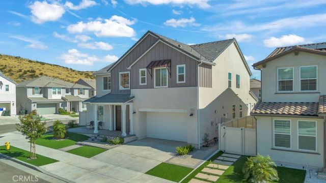 18100 Tableau, Saugus, CA 91350