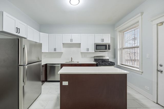 5439 S Indiana Avenue 2, Chicago, IL 60615