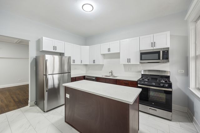 5439 S Indiana Avenue 2, Chicago, IL 60615