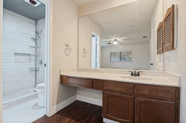 2307 Busch Drive, Arlington, TX 76014