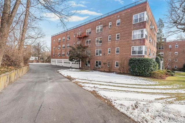 781 Palmer Road 2D, Bronxville, NY 10708