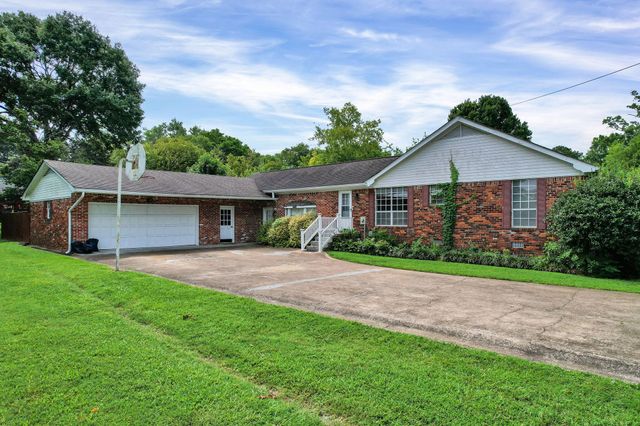 3820 NE Charleston Drive, NE, Cleveland, TN 37312