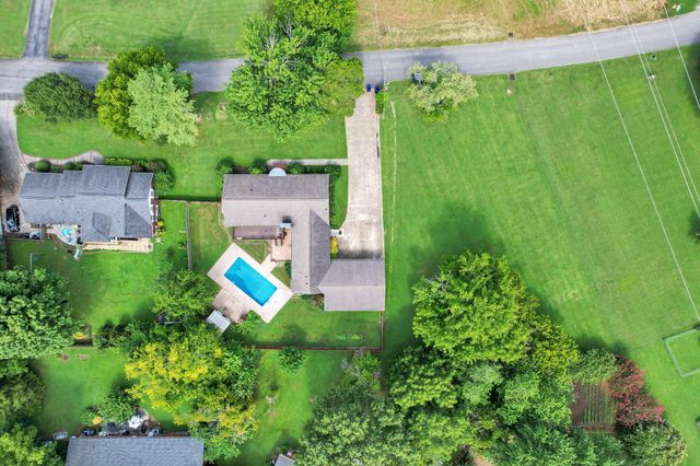 3820 NE Charleston Drive, NE, Cleveland, TN 37312