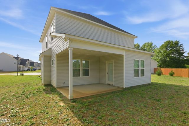 202 Ziggy Way, Raeford, NC 28376