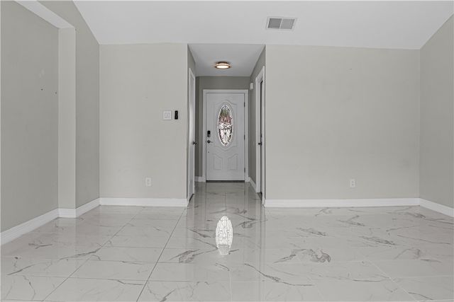 2165 Spring Park Dr, Ingleside, TX 78362