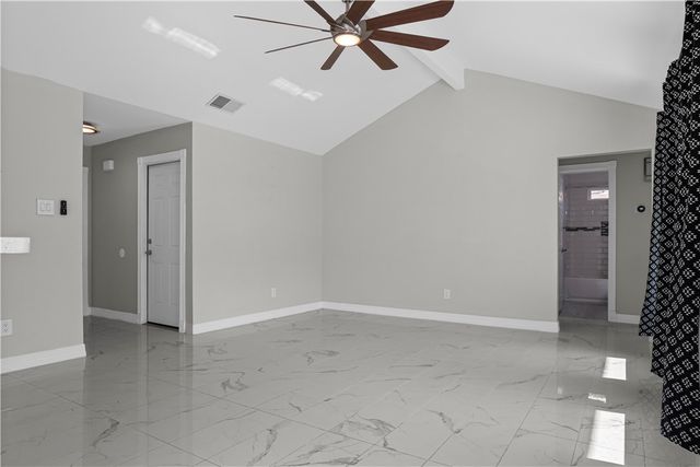 2165 Spring Park Dr, Ingleside, TX 78362