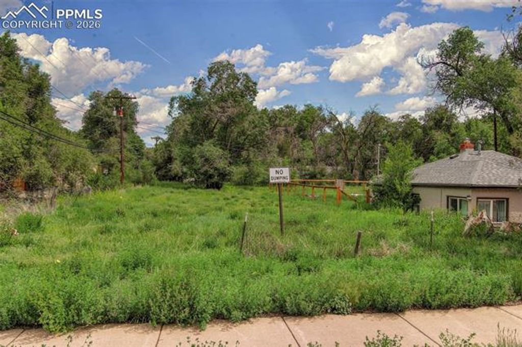 2118 E St Vrain Street, Colorado Springs, CO 80909 — photo 2