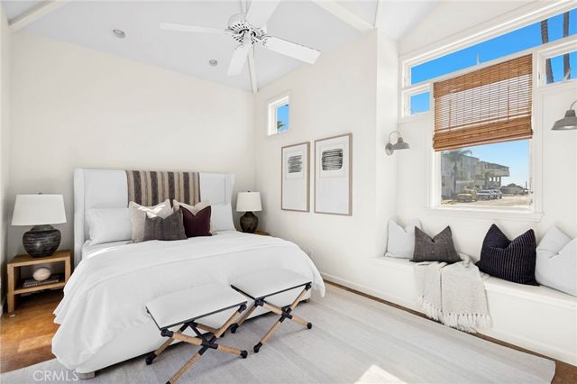 1300 W Balboa Boulevard, Newport Beach, CA 92661