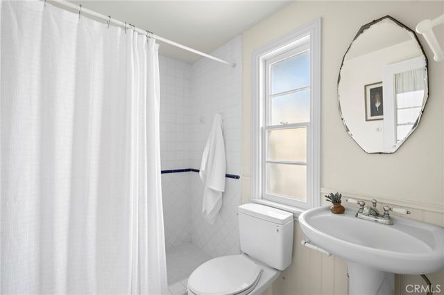 1300 W Balboa Boulevard, Newport Beach, CA 92661