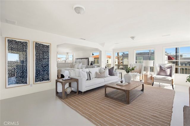 1300 W Balboa Boulevard, Newport Beach, CA 92661