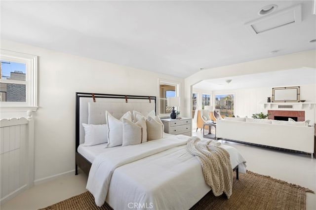 1300 W Balboa Boulevard, Newport Beach, CA 92661