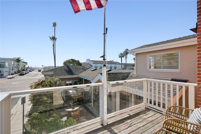 1300 W Balboa Boulevard, Newport Beach, CA 92661