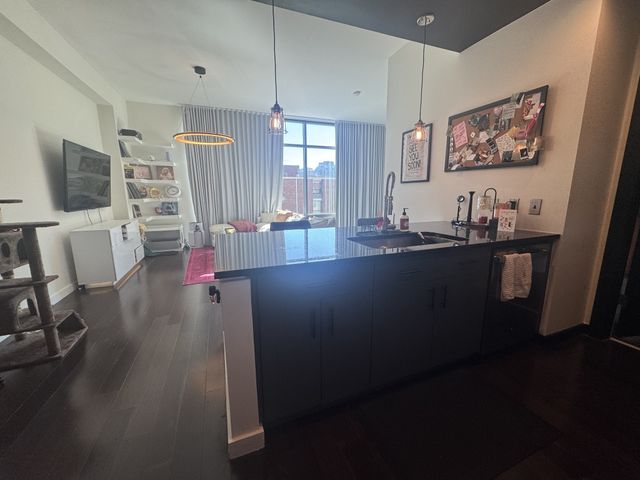 1920 Adelicia St Apt 301, Nashville, TN 37212