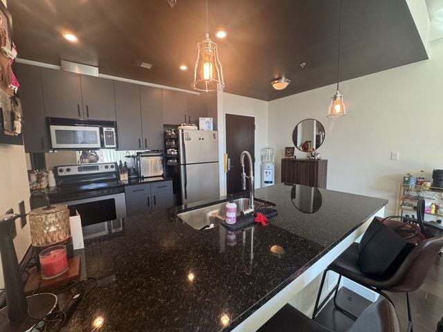 1920 Adelicia St Apt 301, Nashville, TN 37212