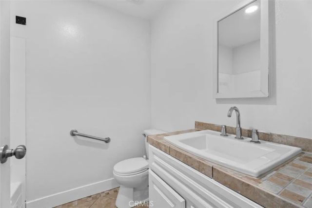 4161 E Riverdale, Anaheim, CA 92807