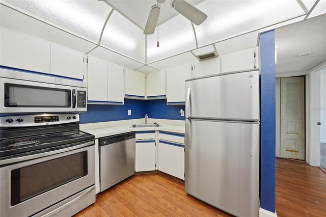 2300 AARON STREET 204, Port Charlotte, FL 33952