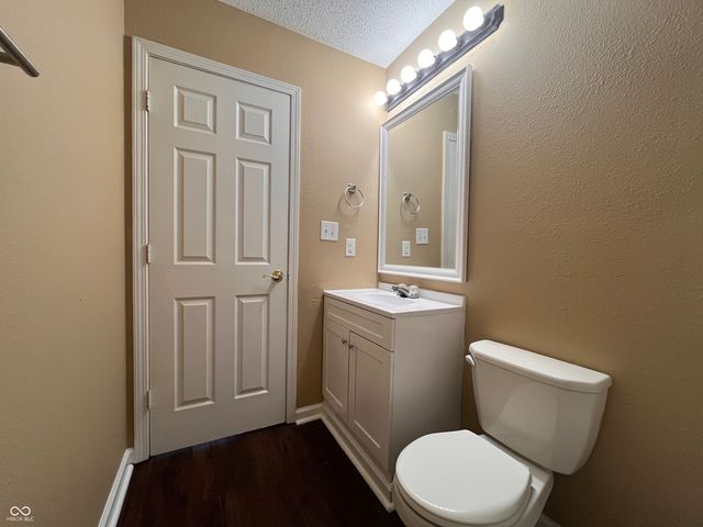 7212 Parklake Place, Indianapolis, IN 46217