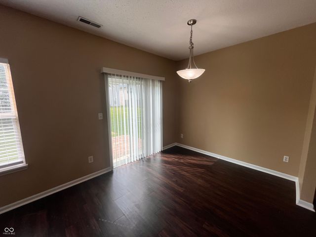 7212 Parklake Place, Indianapolis, IN 46217
