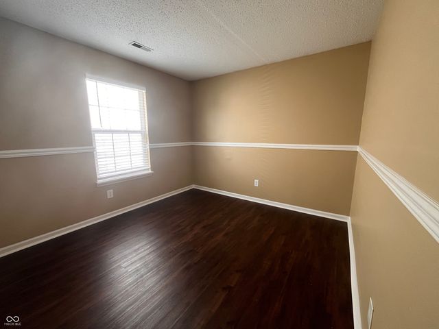 7212 Parklake Place, Indianapolis, IN 46217