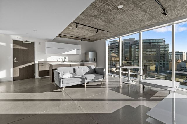 201 E Washington Street 601, Iowa City, IA 52240