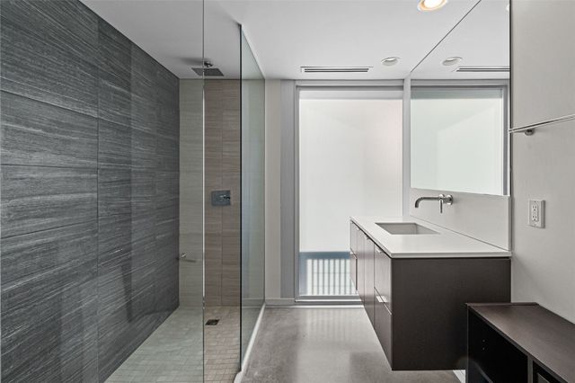 201 E Washington Street 601, Iowa City, IA 52240