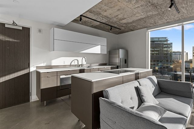 201 E Washington Street 601, Iowa City, IA 52240