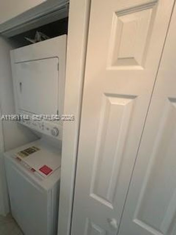 3700 N 56th Ave 1036, Hollywood, FL 33021