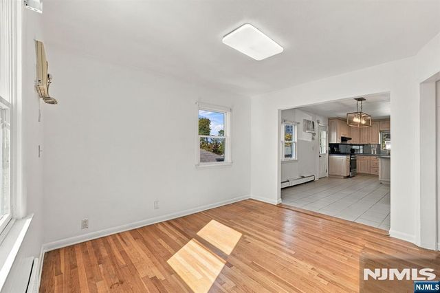 598 Elm Avenue, Ridgefield, NJ 07657